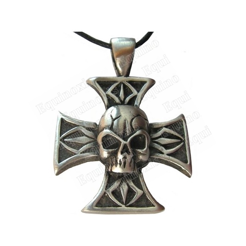 Gothic pendant – Templar cross with skull