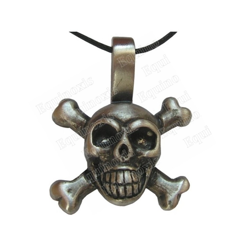 Gothic pendant – Skull and bones