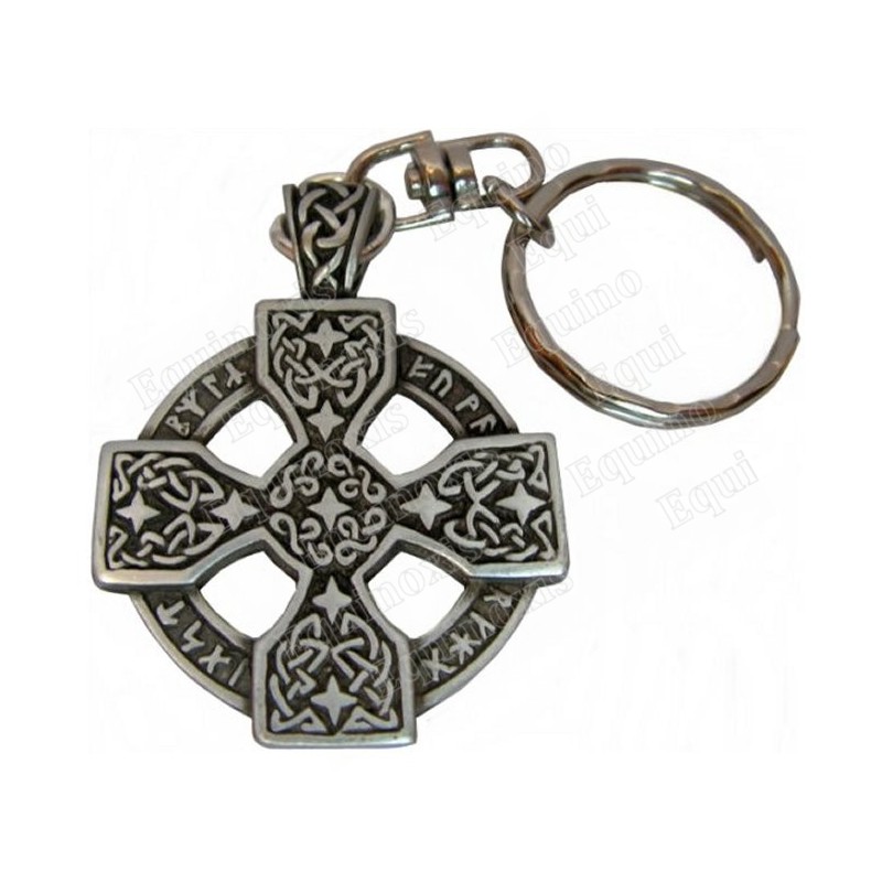 Celtic keyring – Runic wheel