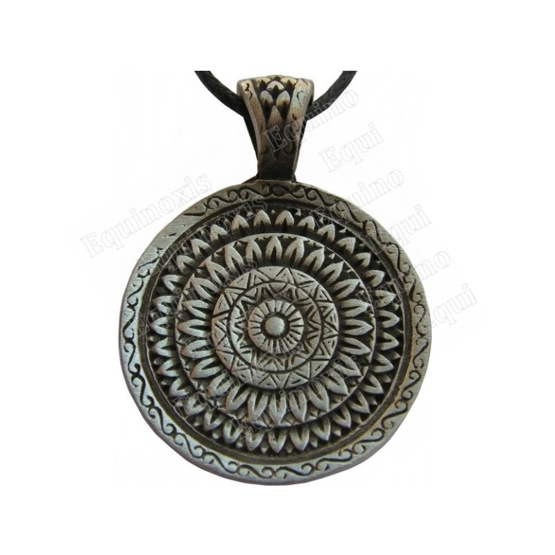 Shield pendant – Shield 3