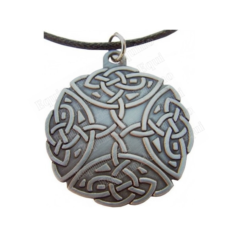 Celtic pendant – Four-direction knot – Round – Antique silver