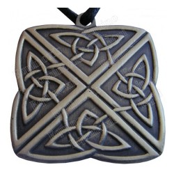 Celtic pendant – Four-direction knot – Square – Antique silver
