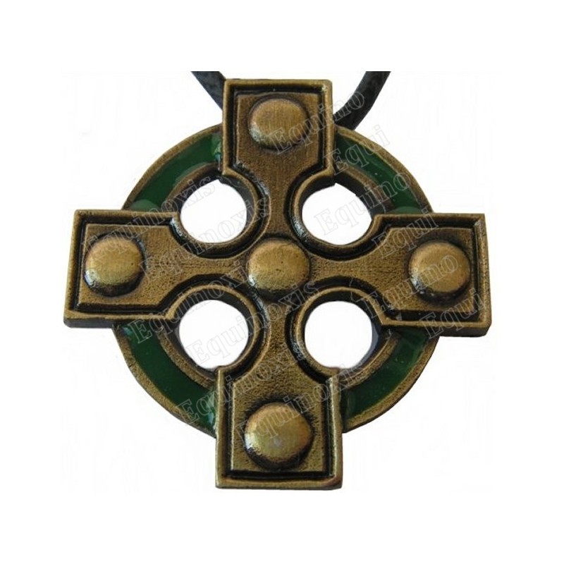 Celtic pendant – Celtic cross 2 – Antique bronze – Green enamel