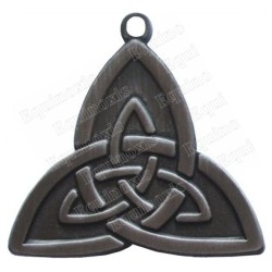 Celtic pendant – Triquetta – Antique silver