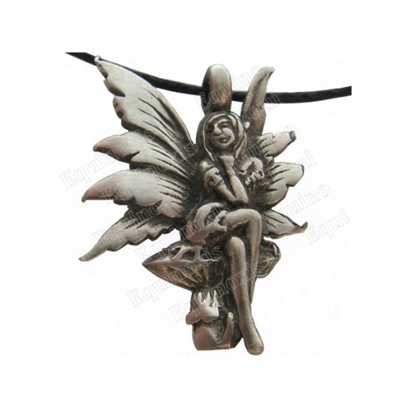 Fairy pendant – Fairy sitting on a mushroom