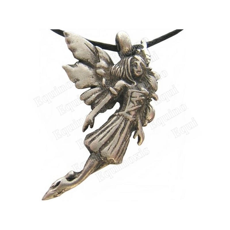 Fairy pendant – Fairy flying off